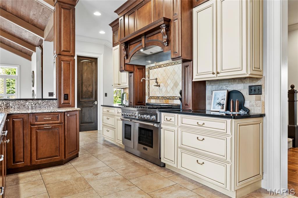1222 Devonworth Drive