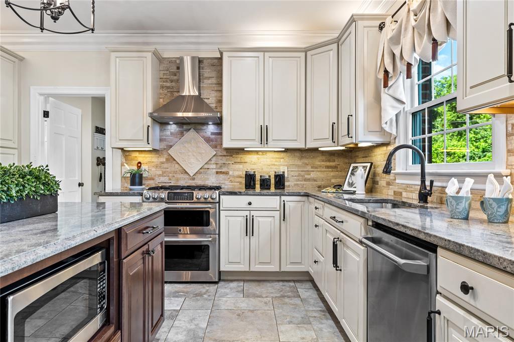12404 Cedar Moor Drive
