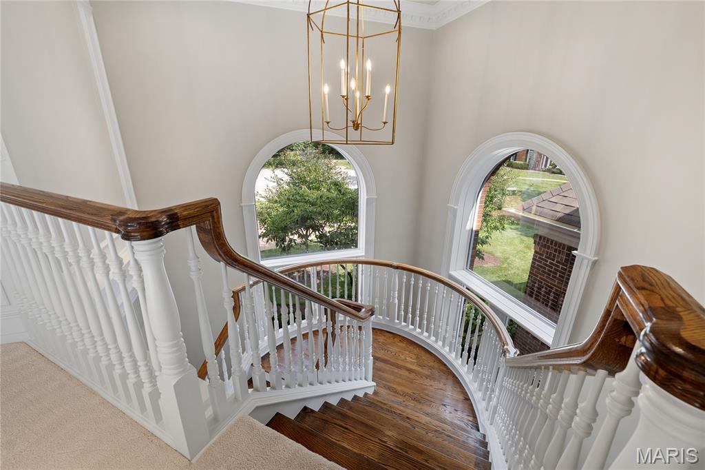 41 Manderleigh Estate