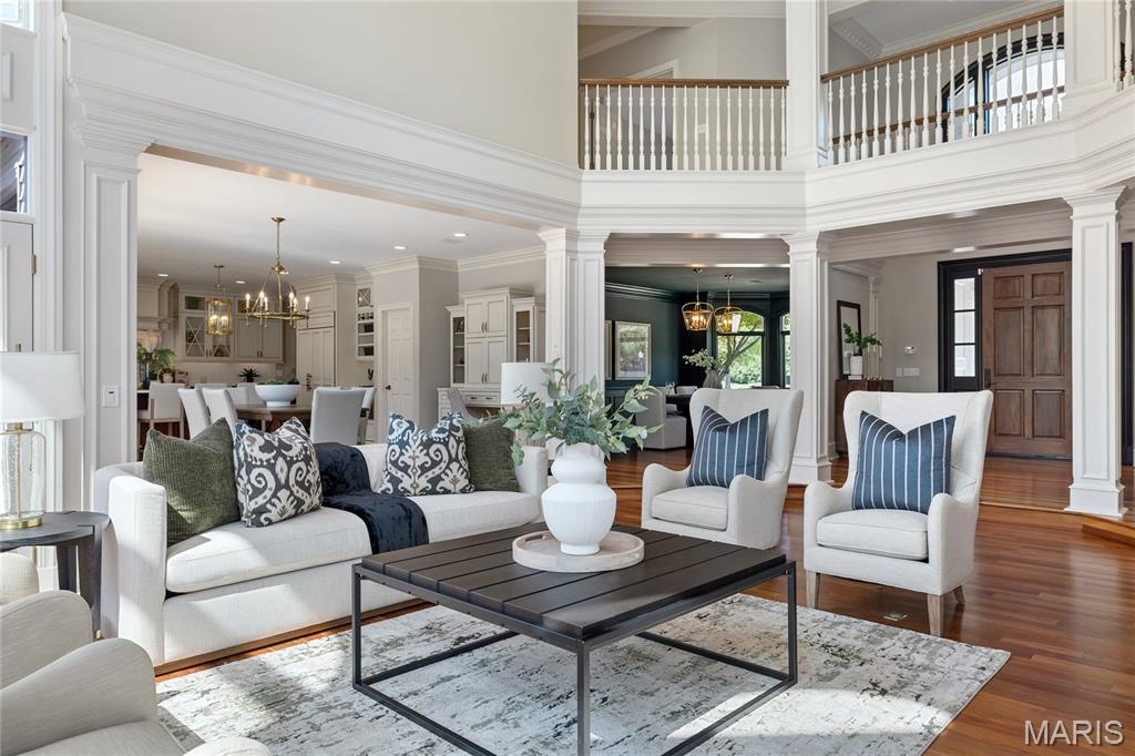 41 Manderleigh Estate