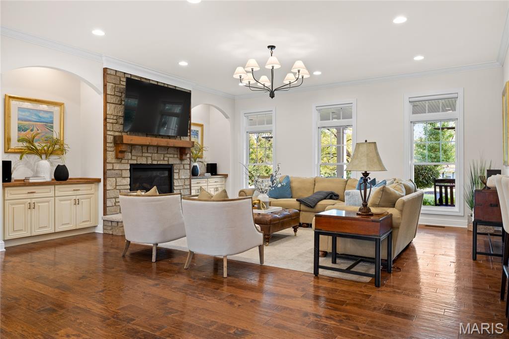 12319 Harflo Lane