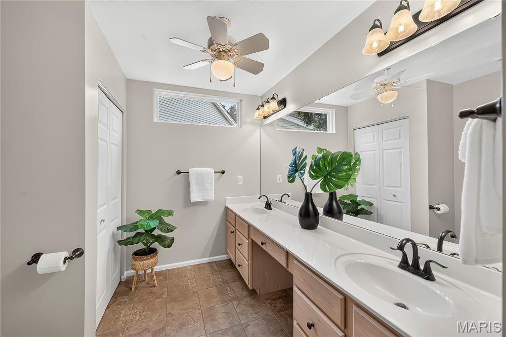 114 Pine Trail Drive Unit: 8