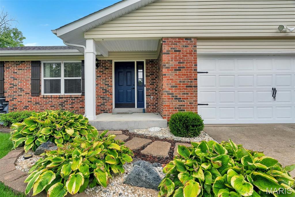 104 Cedar Crest Court