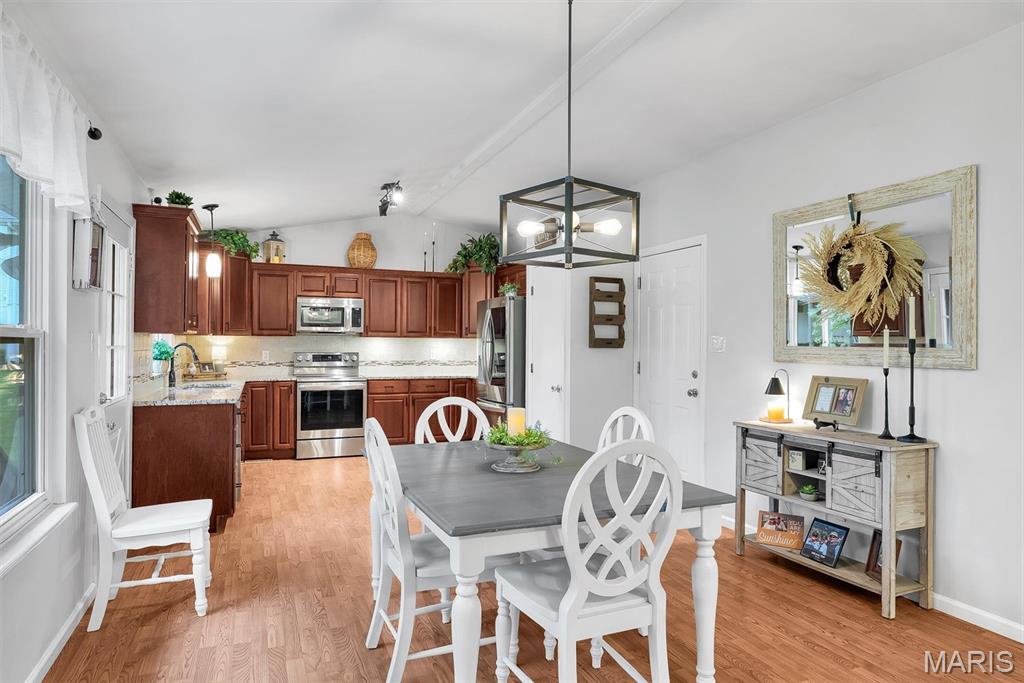 104 Cedar Crest Court