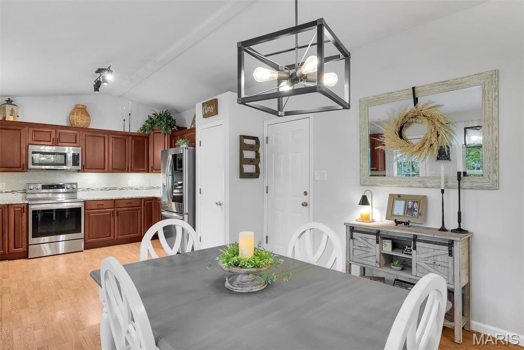 104 Cedar Crest Court