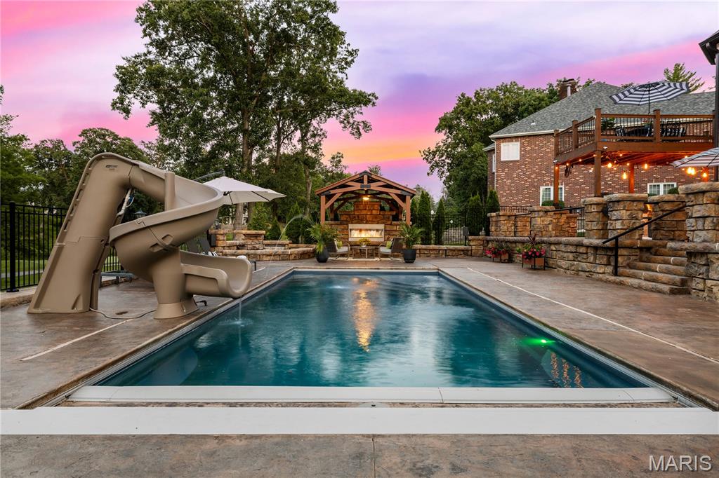 5 Shelbourne Wood Court