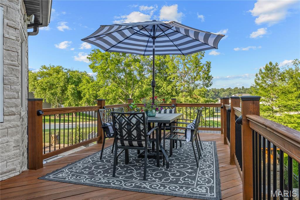 5 Shelbourne Wood Court