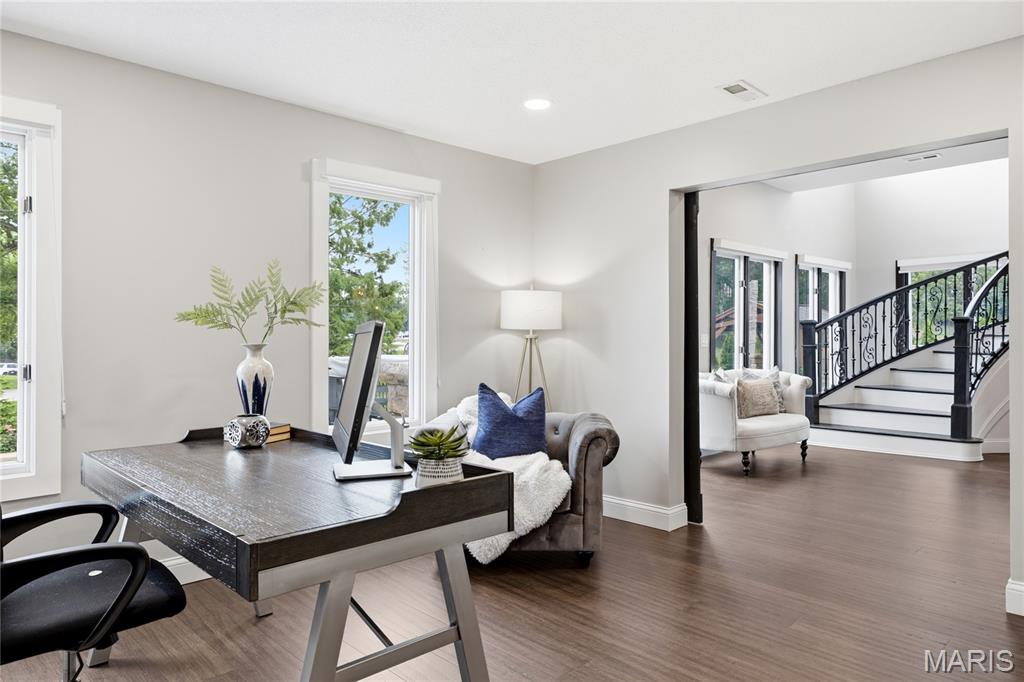 5 Shelbourne Wood Court