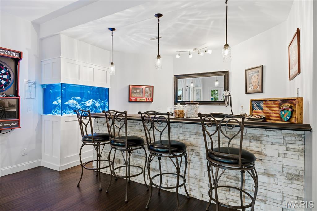 5 Shelbourne Wood Court