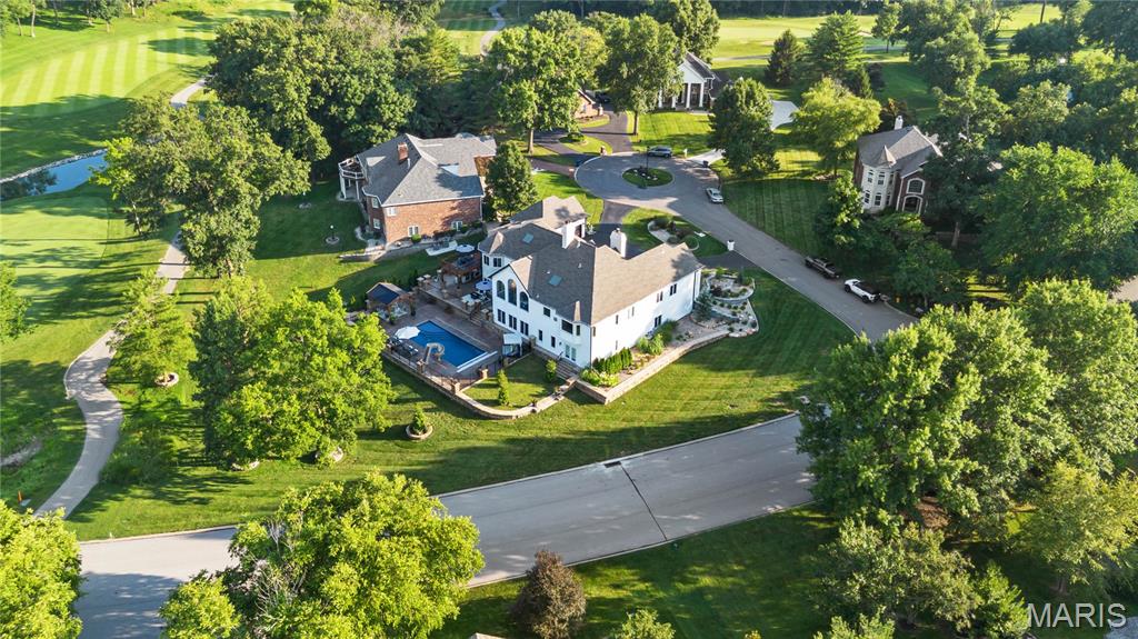 5 Shelbourne Wood Court