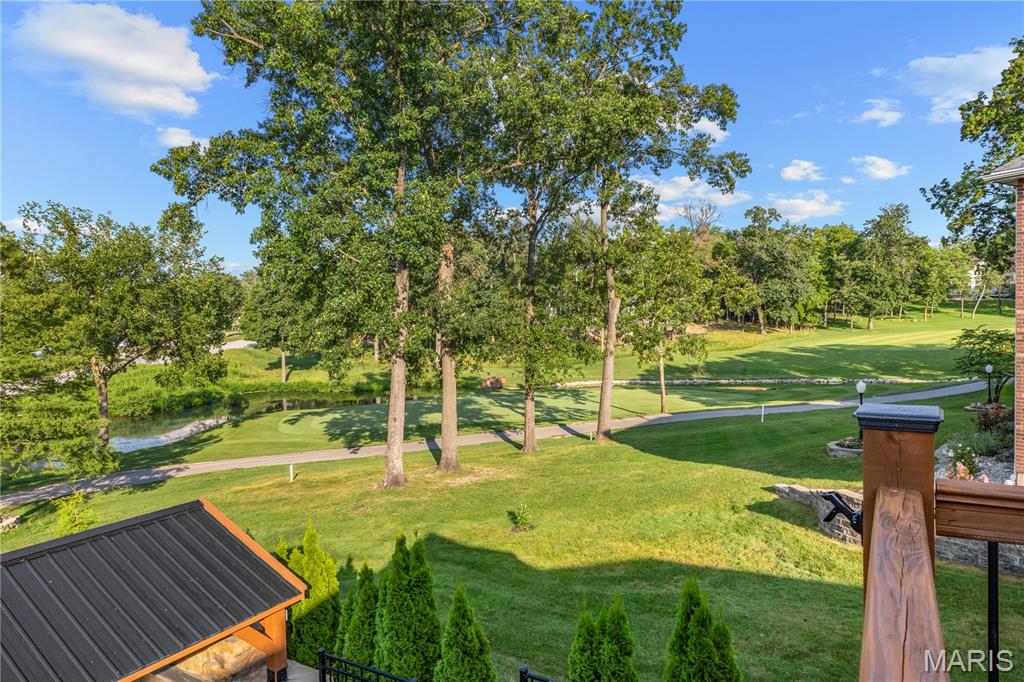 5 Shelbourne Wood Court