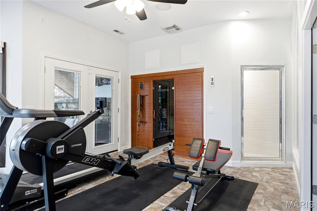 5 Shelbourne Wood Court