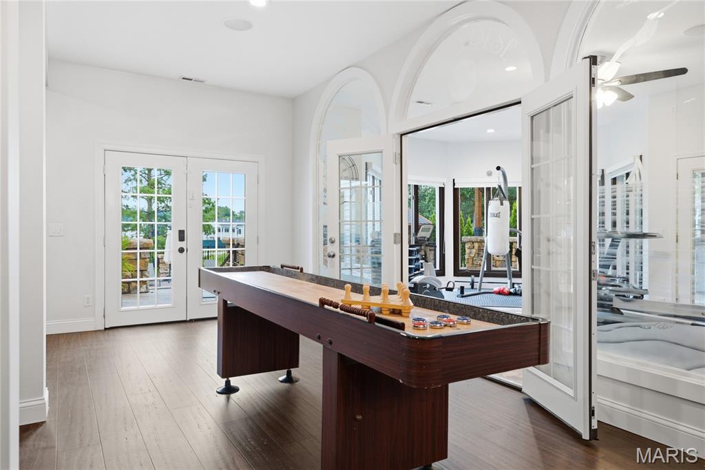 5 Shelbourne Wood Court