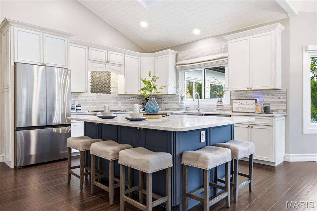5 Shelbourne Wood Court