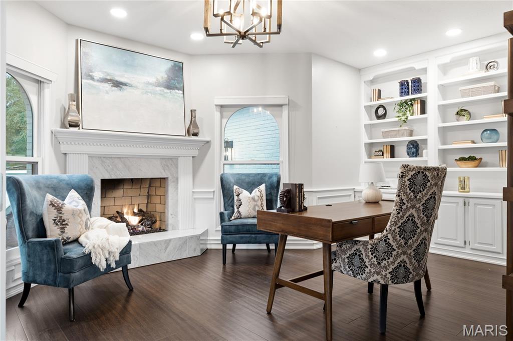 5 Shelbourne Wood Court