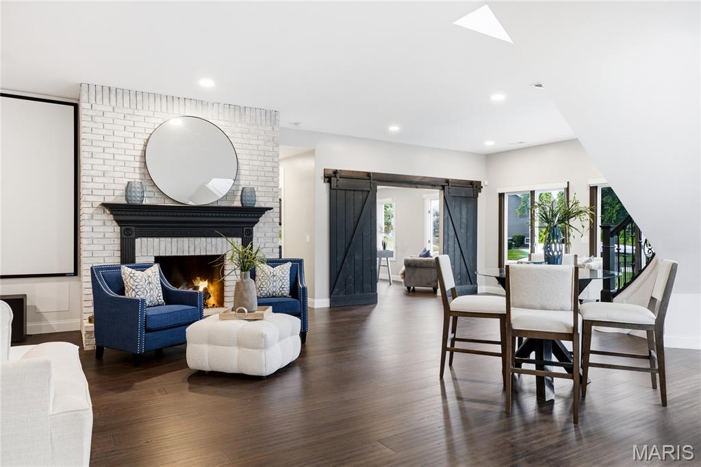 5 Shelbourne Wood Court