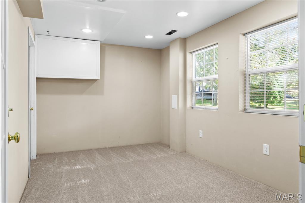 1015 Nooning Tree Drive