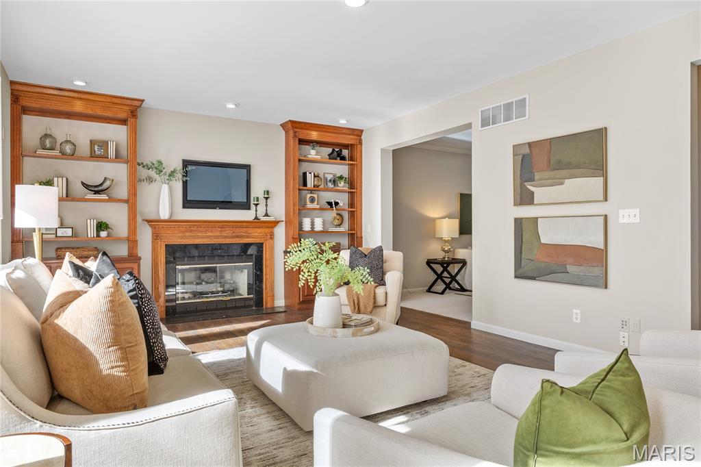 1015 Nooning Tree Drive