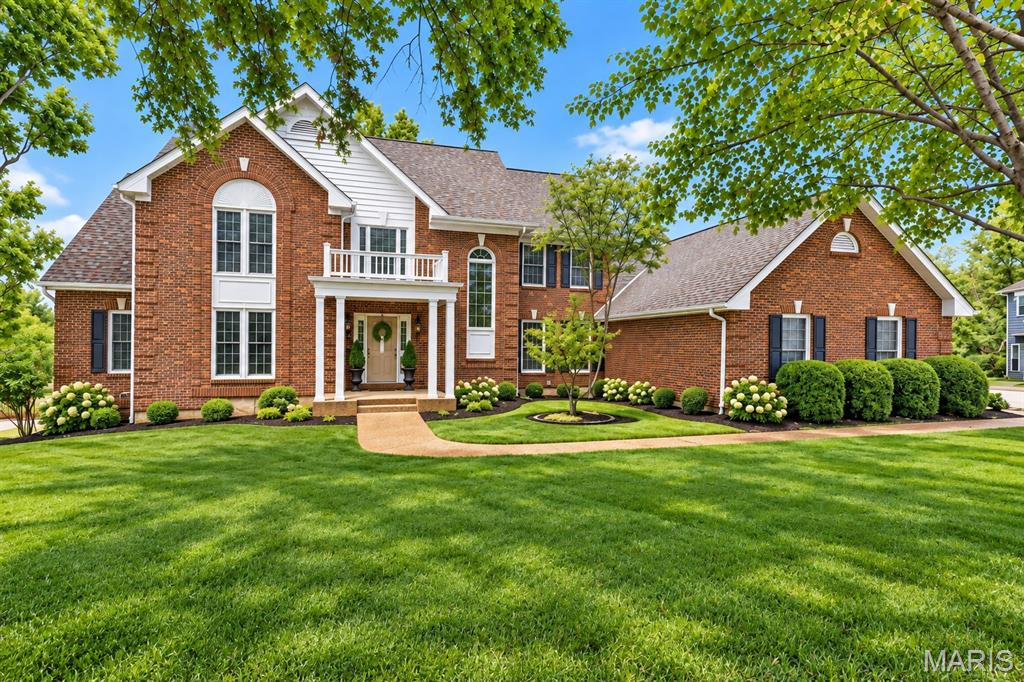 612 Roundstone Drive