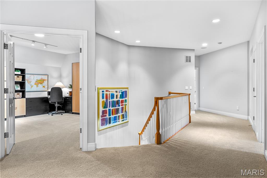 2 Upper Conway Lane