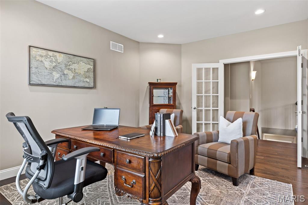 6110 Knights Table Court