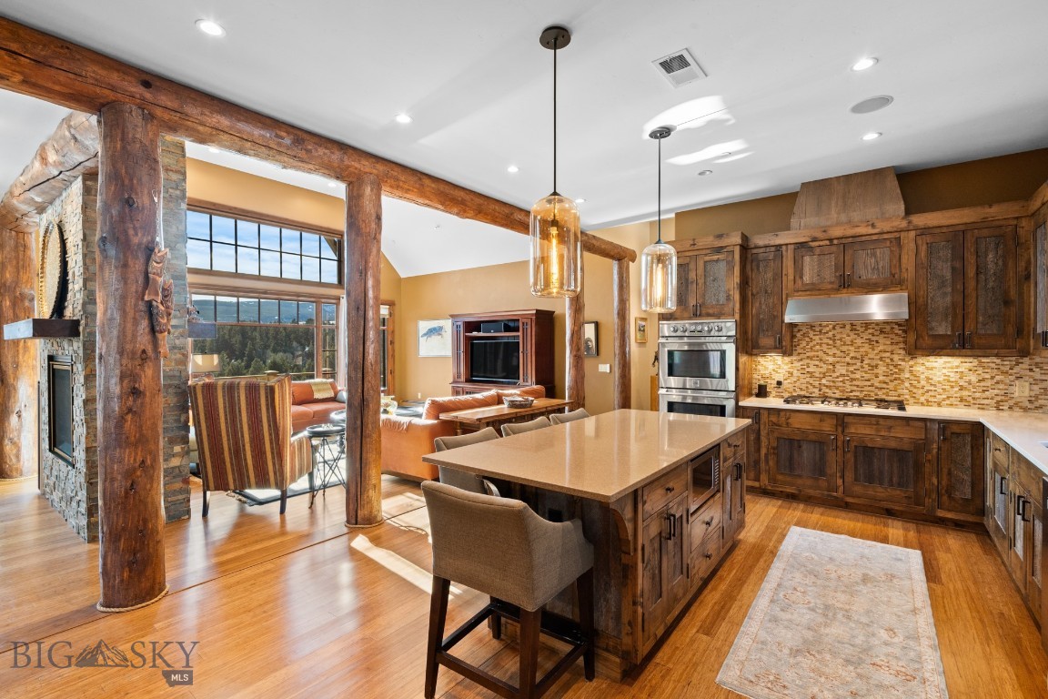 1548 Riverview Lane