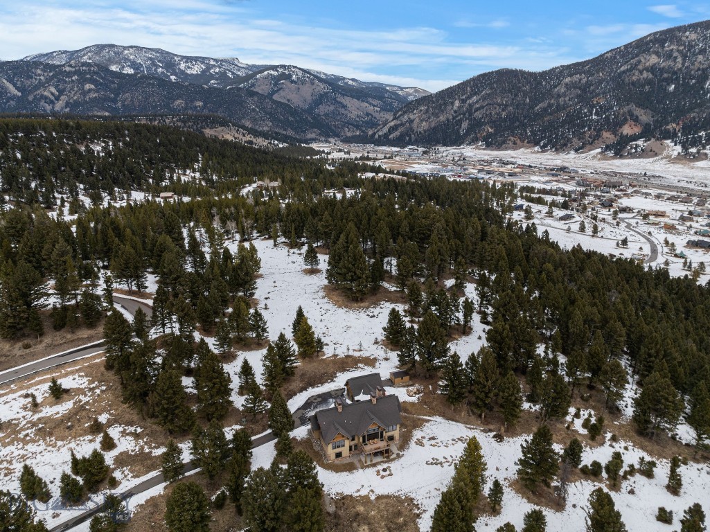 1548 Riverview Lane