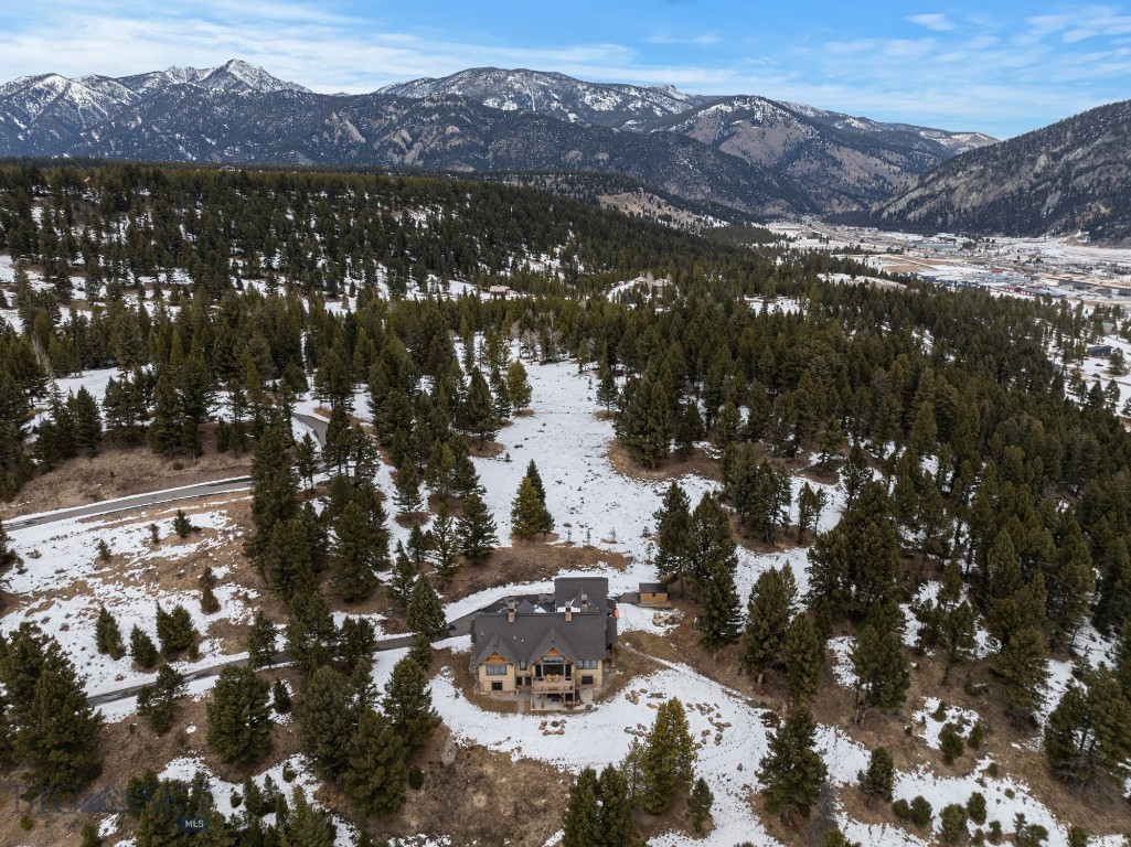 1548 Riverview Lane