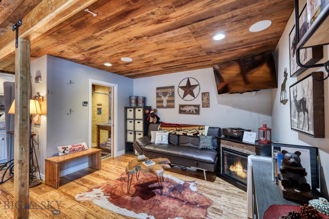 21 Sitting Bull Road 1326
