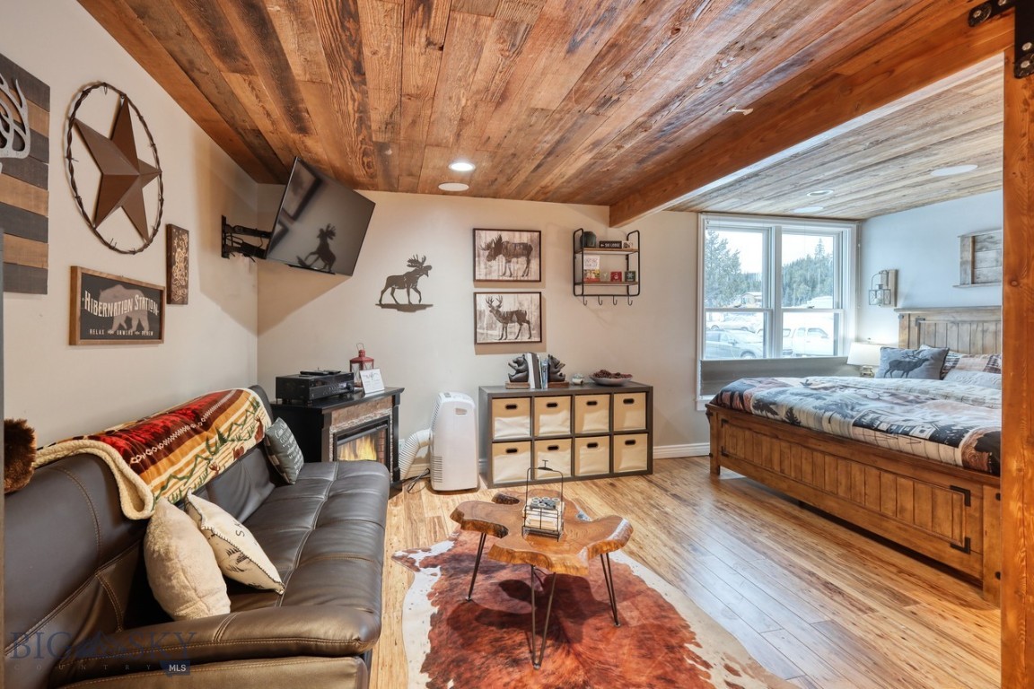 21 Sitting Bull Road 1326