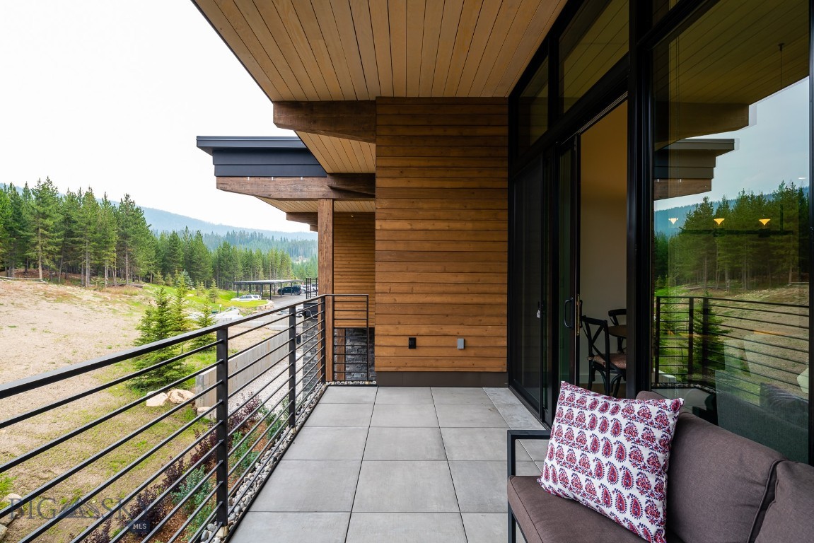 4 Boathouse Way Unit: R4/221