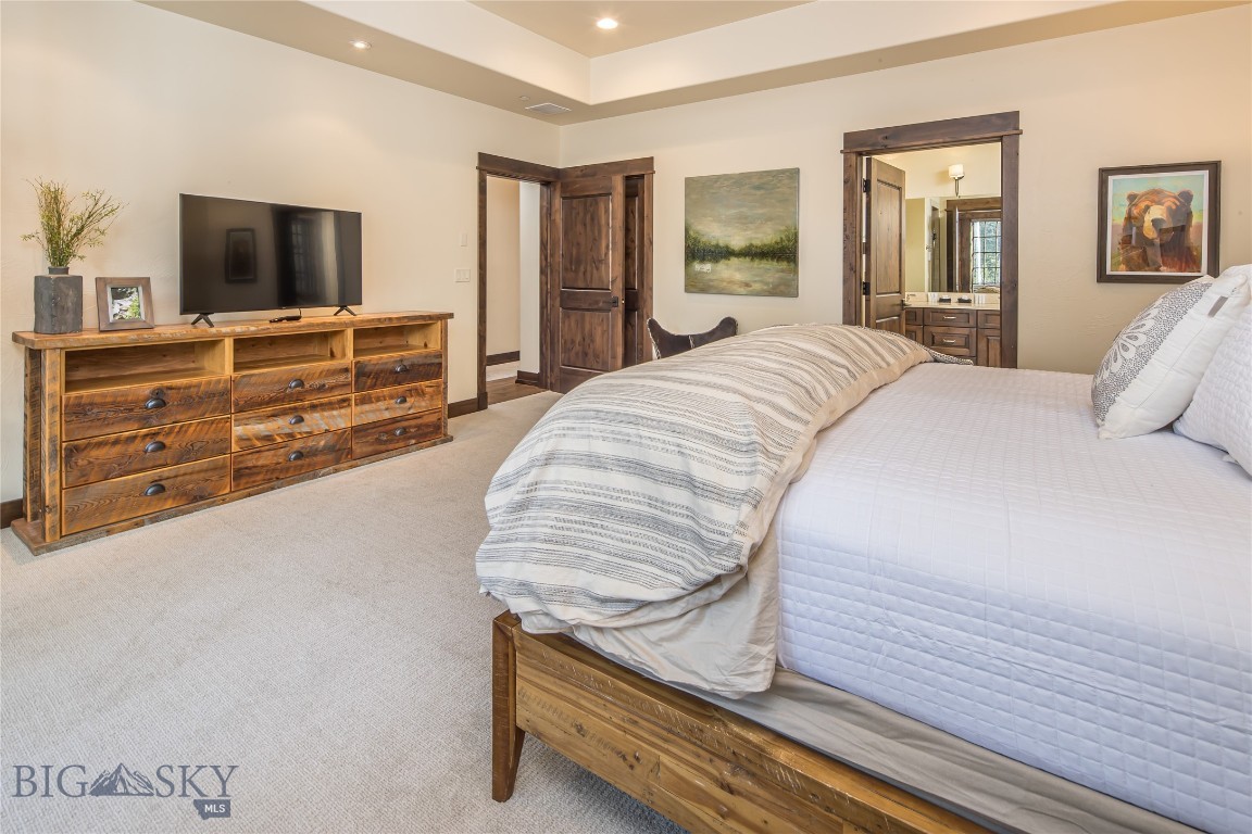 3 Deep Forest Drive Unit: 7C