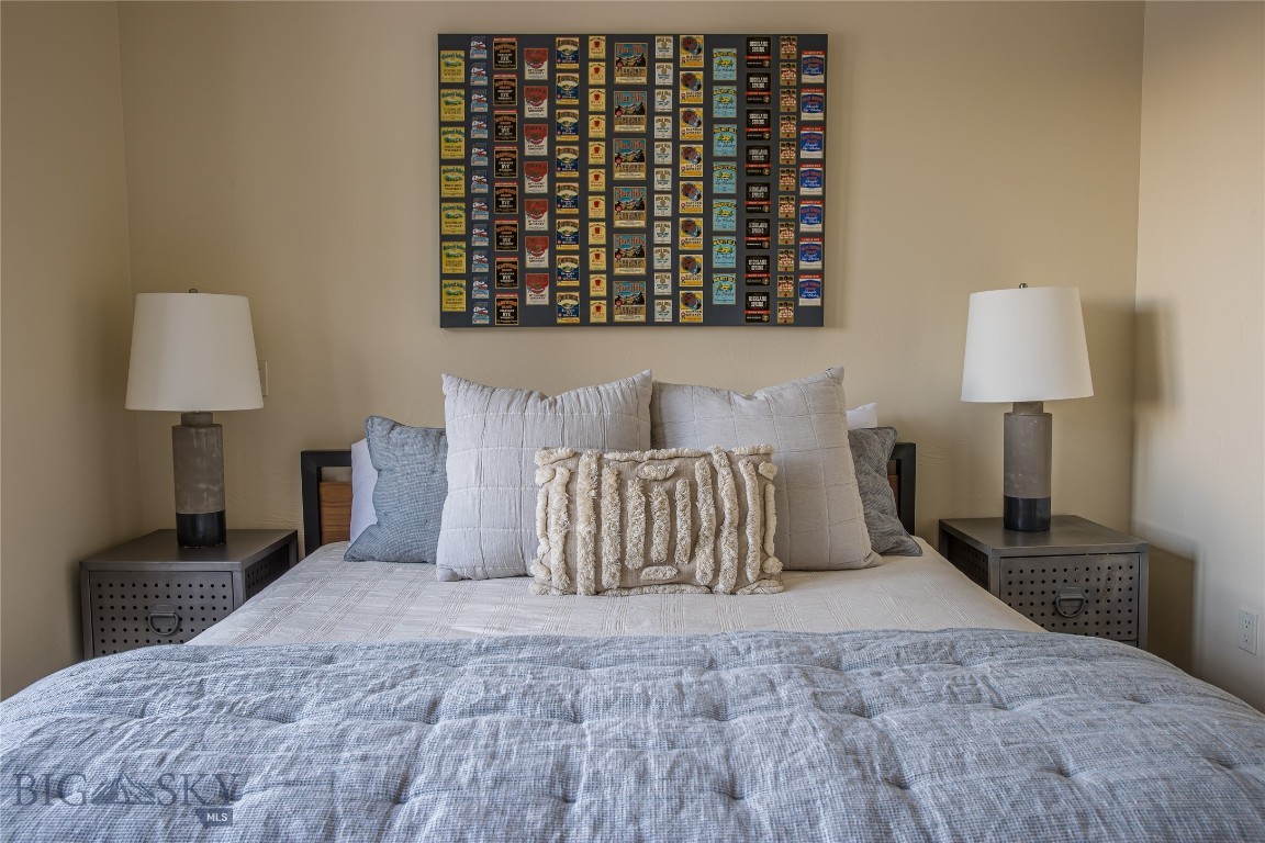 3 Deep Forest Drive Unit: 7C