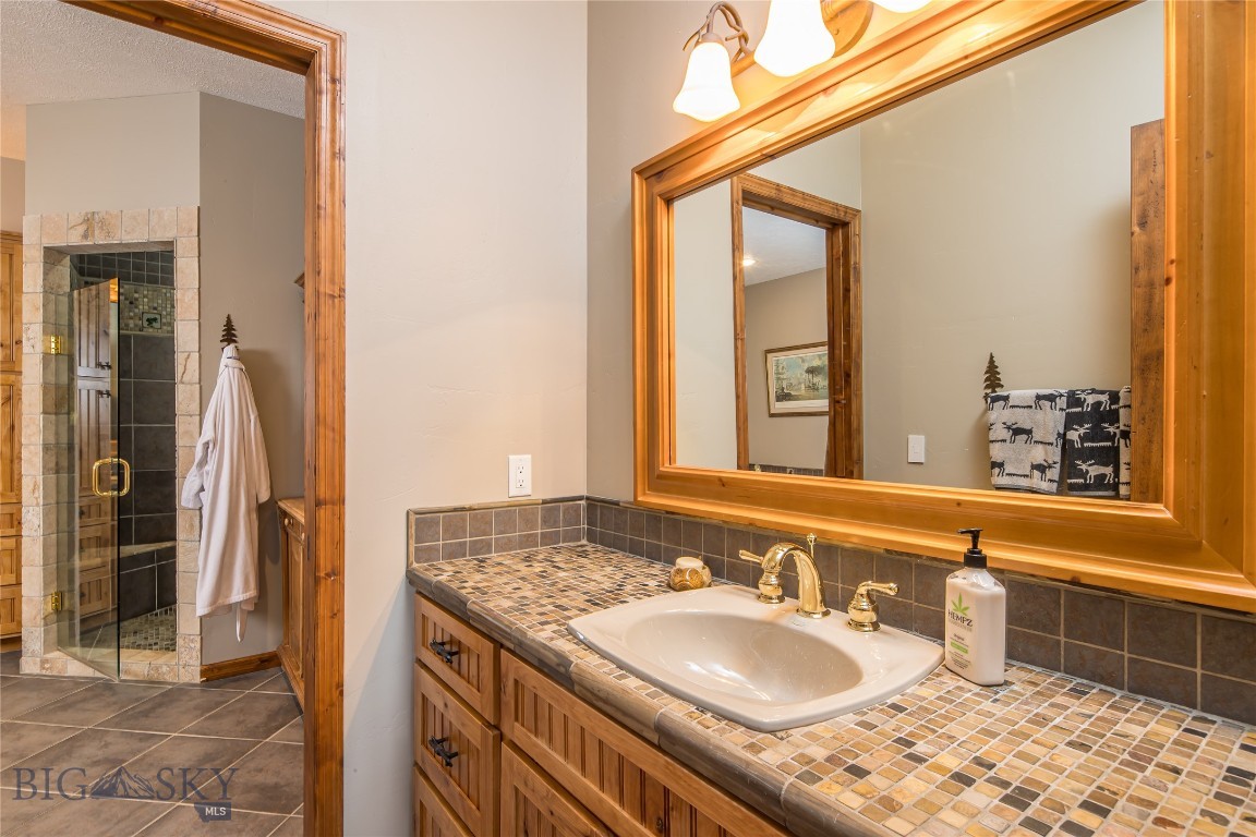 141 Black Wolf Ridge