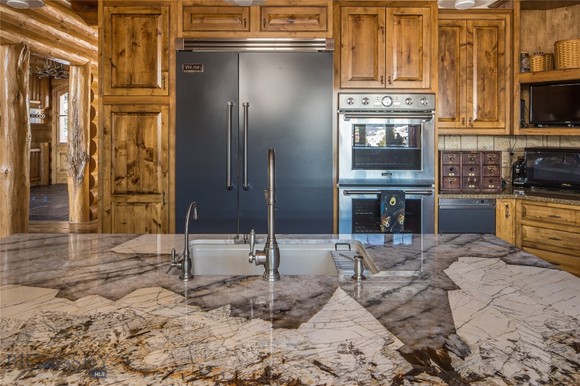 141 Black Wolf Ridge