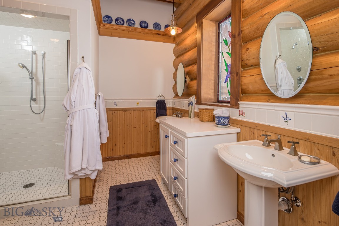 141 Black Wolf Ridge