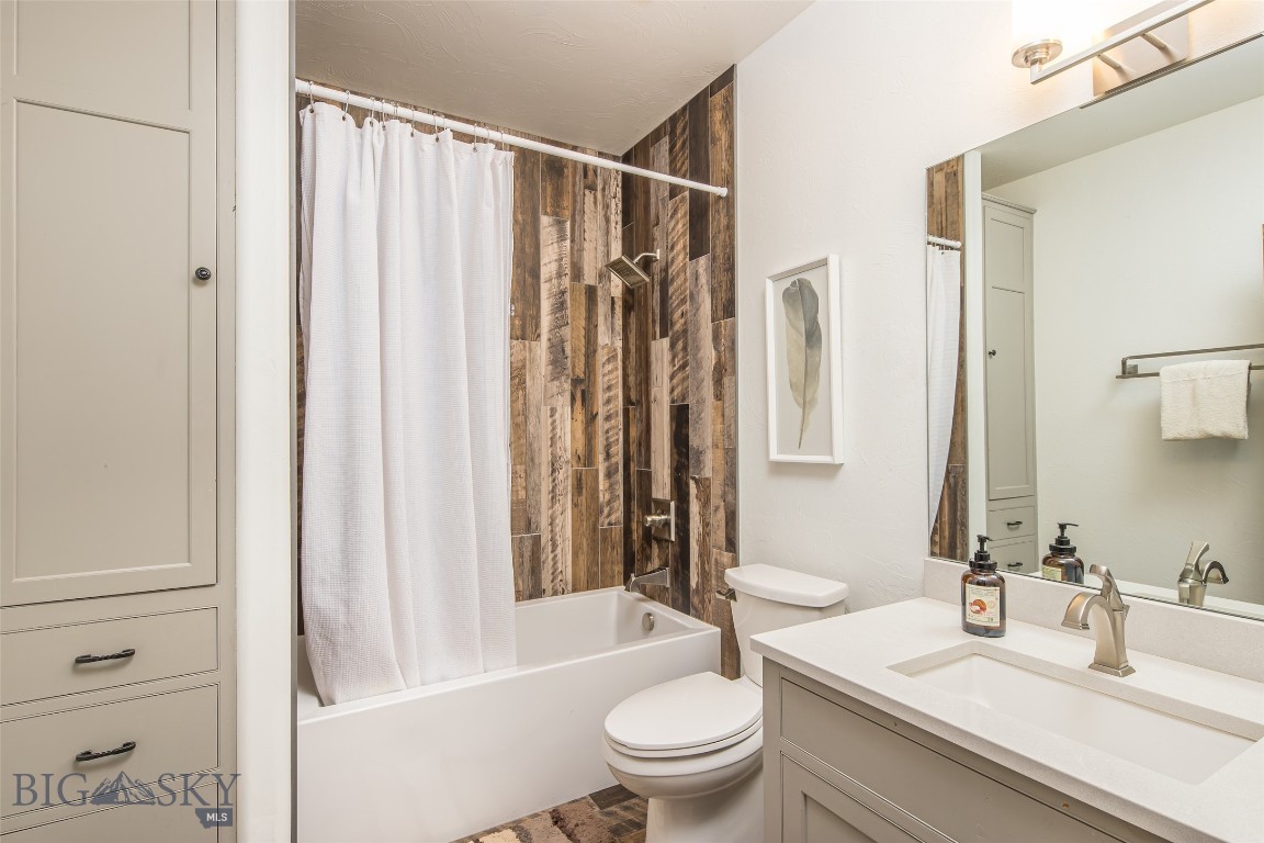 260 Running Dog Road