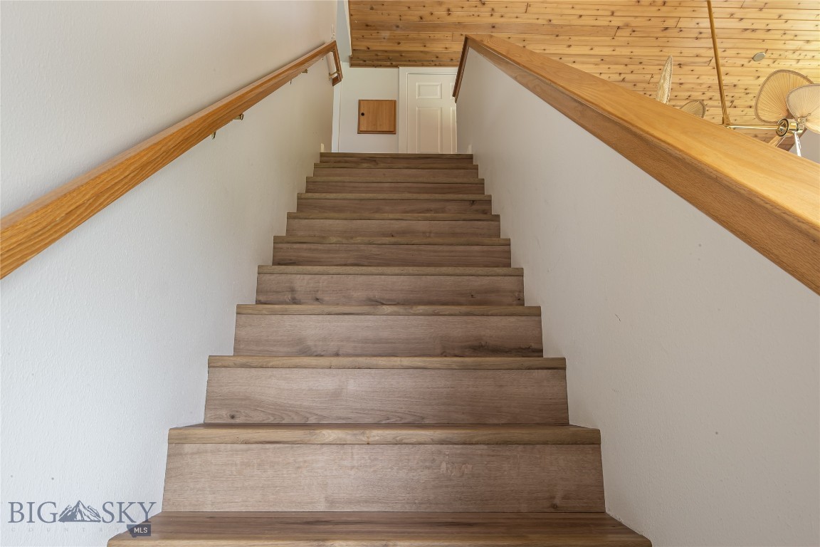 106 Candlelight Meadow Drive