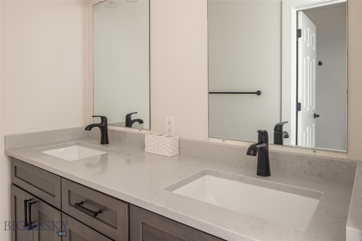 106 Candlelight Meadow Drive