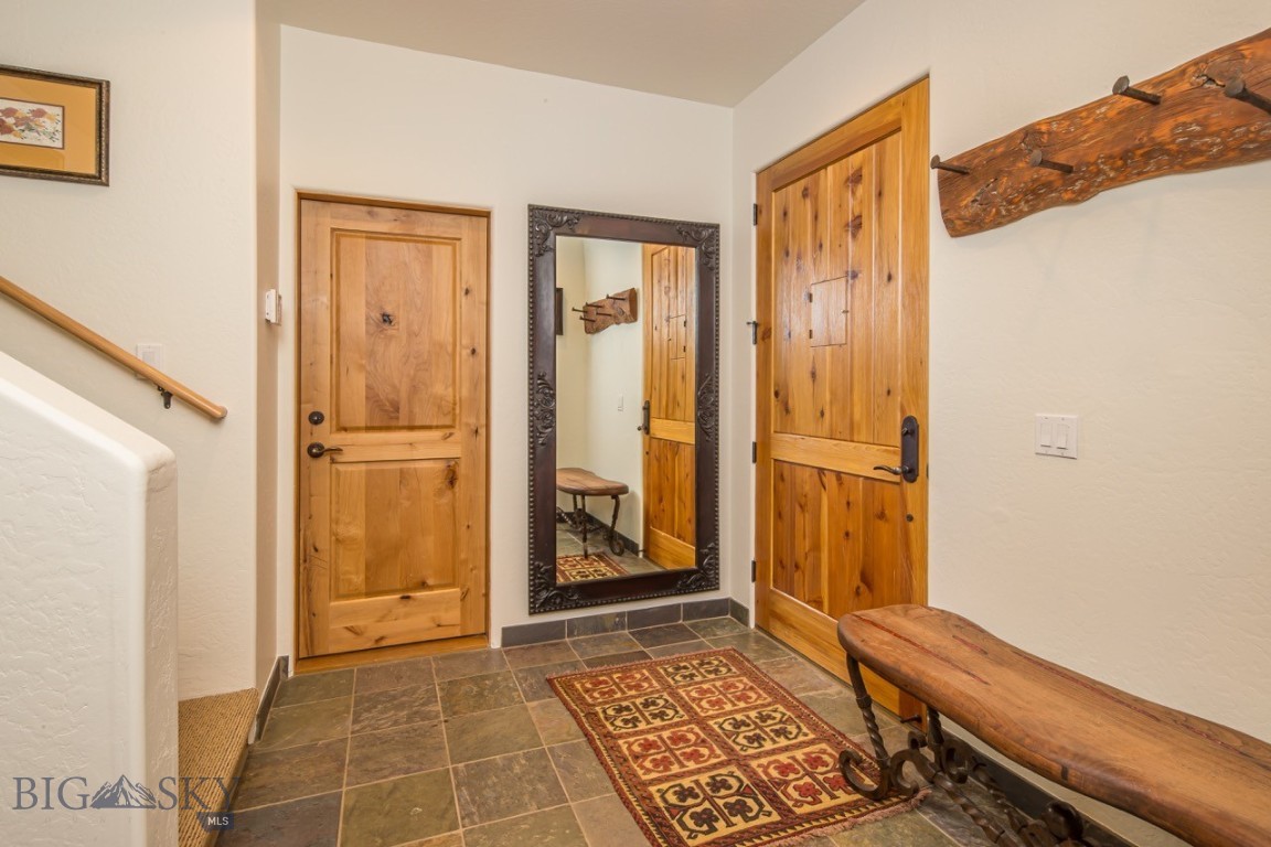 12 Indian Summer Road