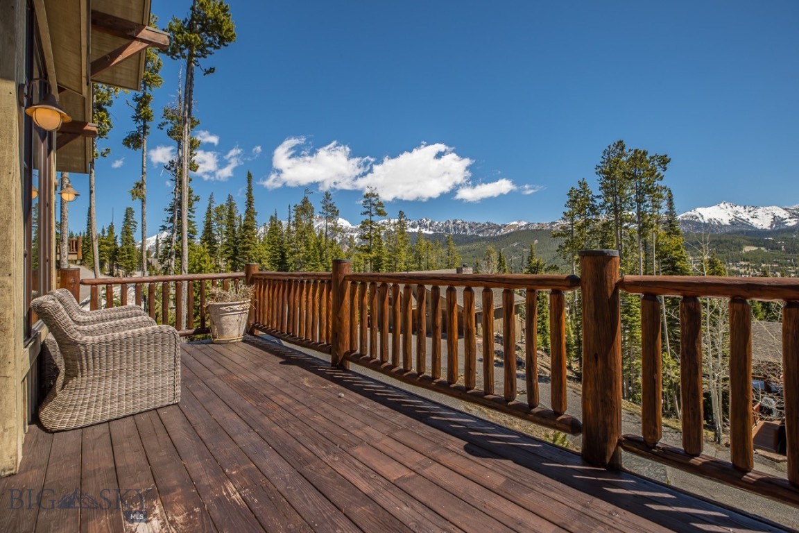 12 Indian Summer Road