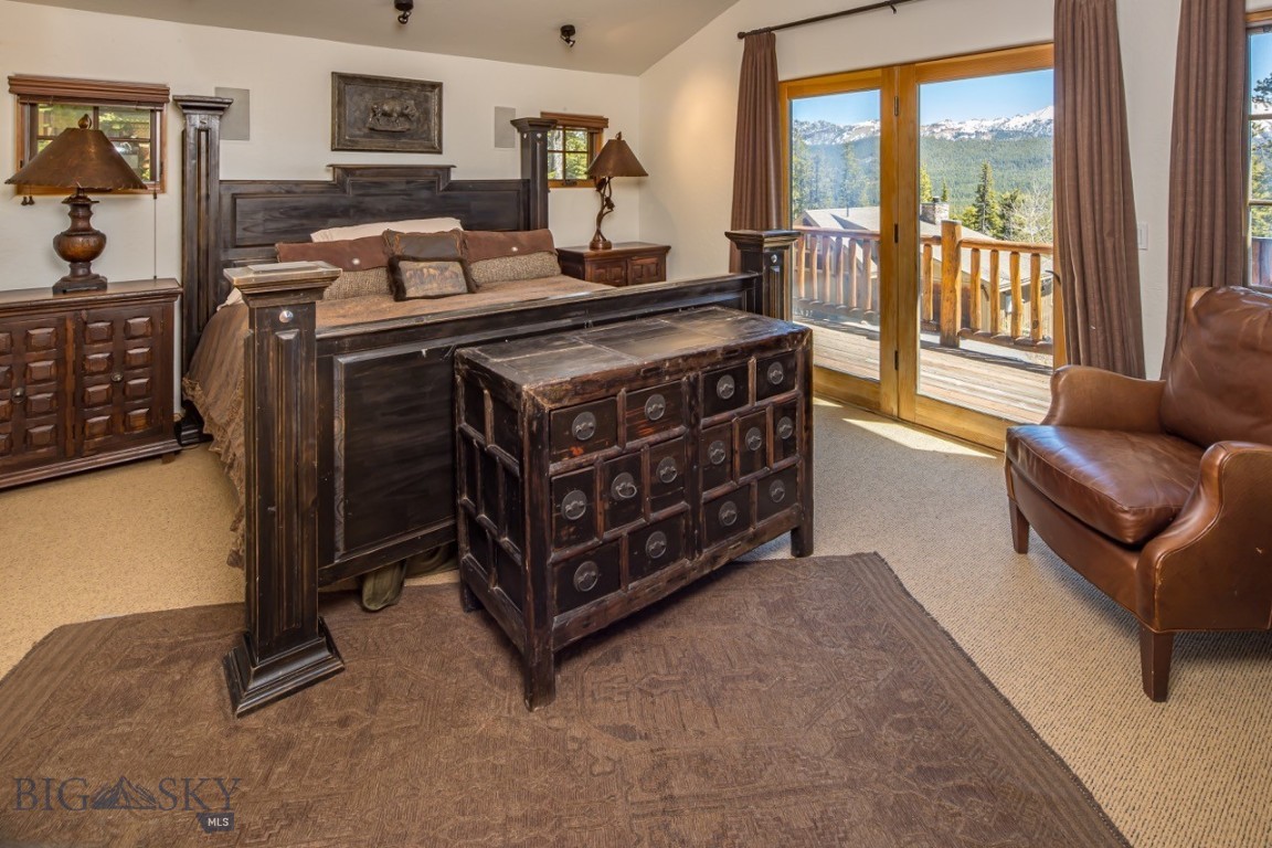 12 Indian Summer Road