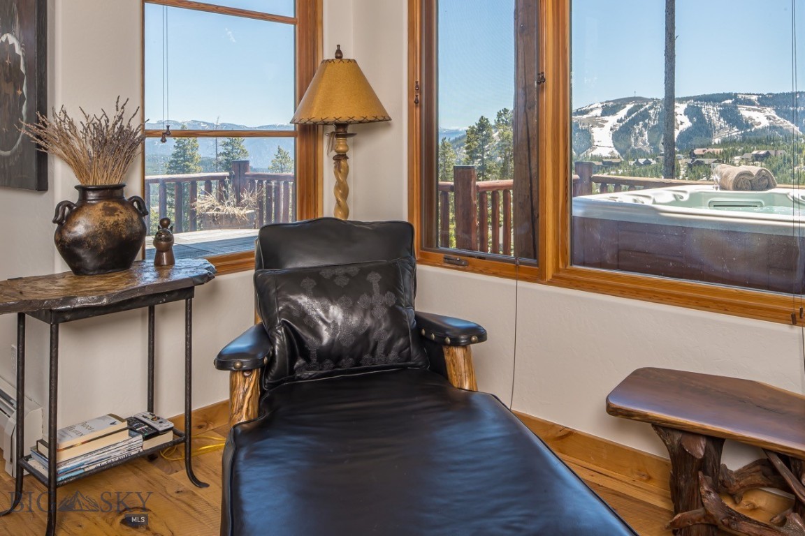 12 Indian Summer Road