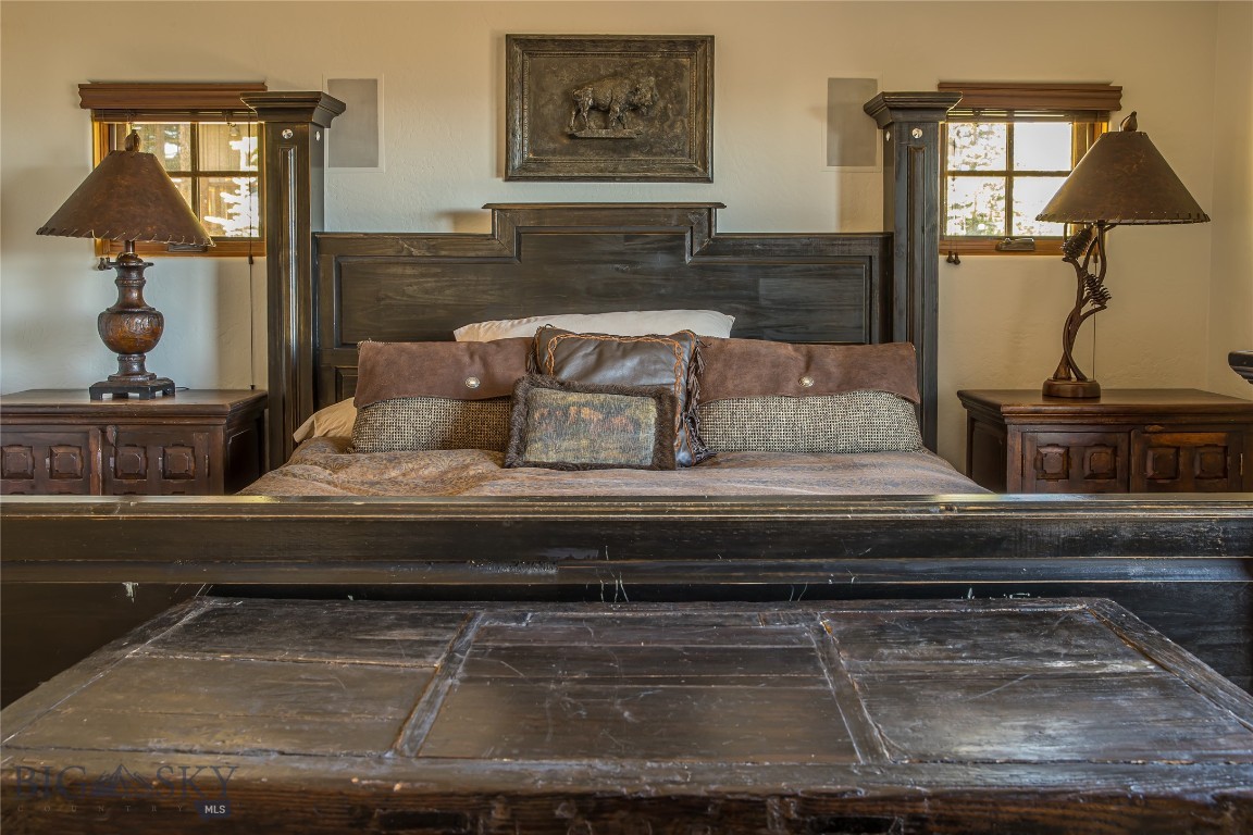 12 Indian Summer Road