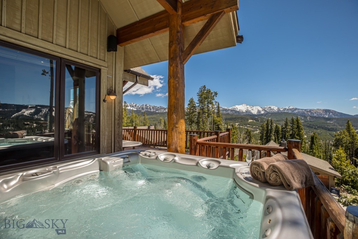 12 Indian Summer Road