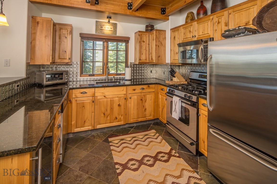 12 Indian Summer Road