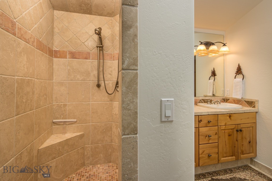 12 Indian Summer Road