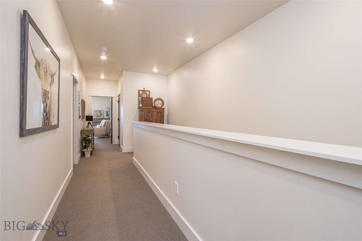 225 Pheasant Tail Ln B