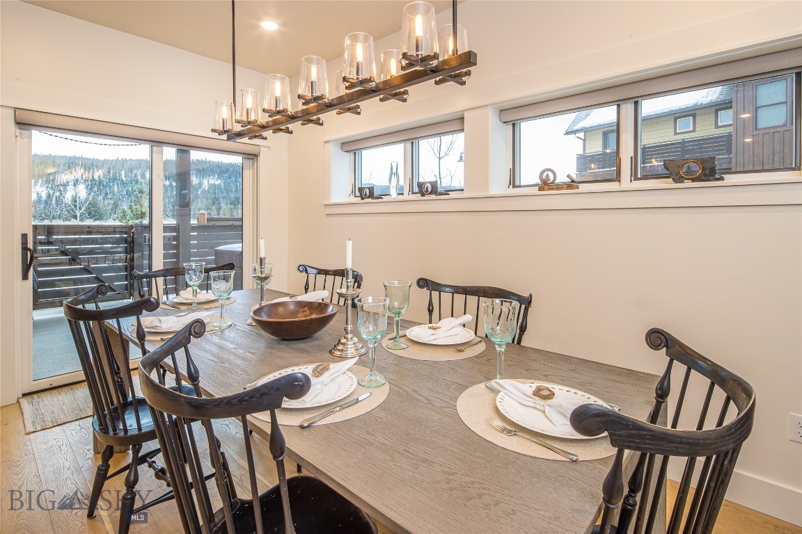 225 Pheasant Tail Ln B