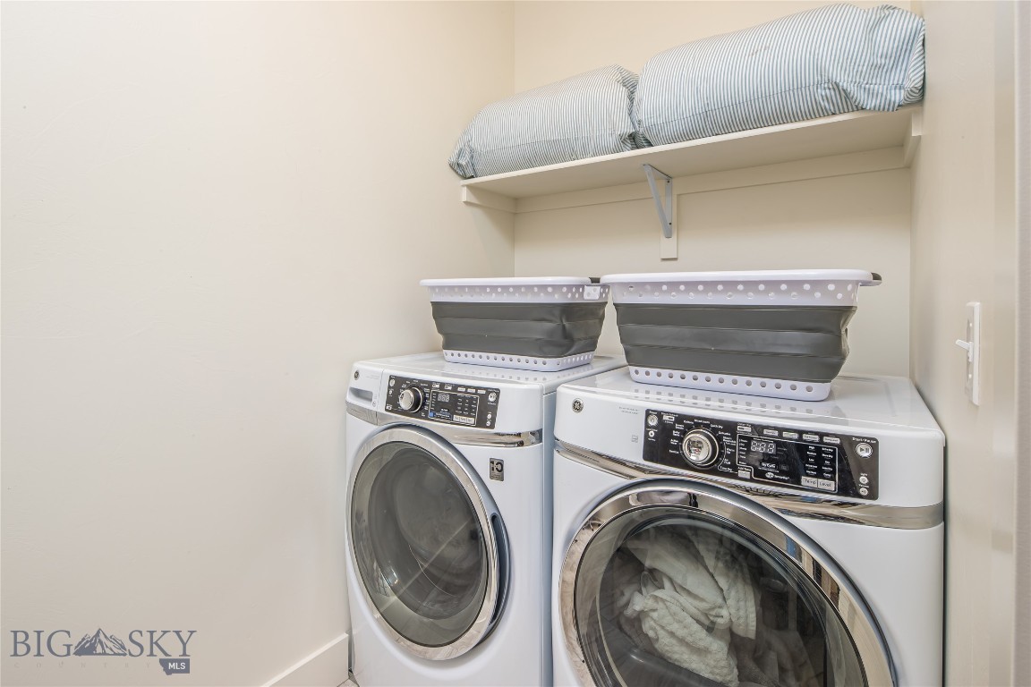 225 Pheasant Tail Ln B